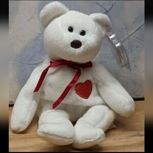 Ty Beanie Babies Valentino the Bear